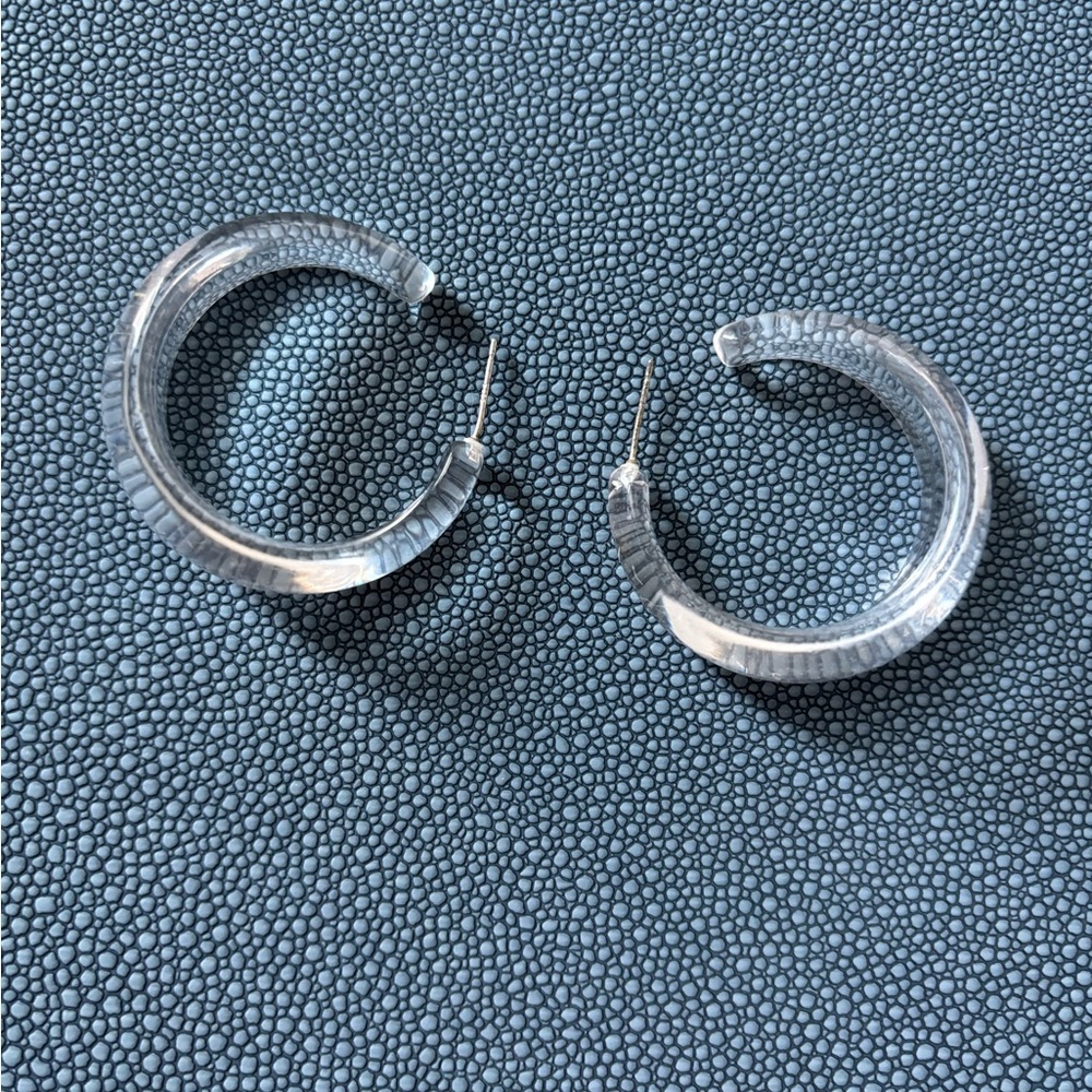 Clear Minimalist Hoop Earrings